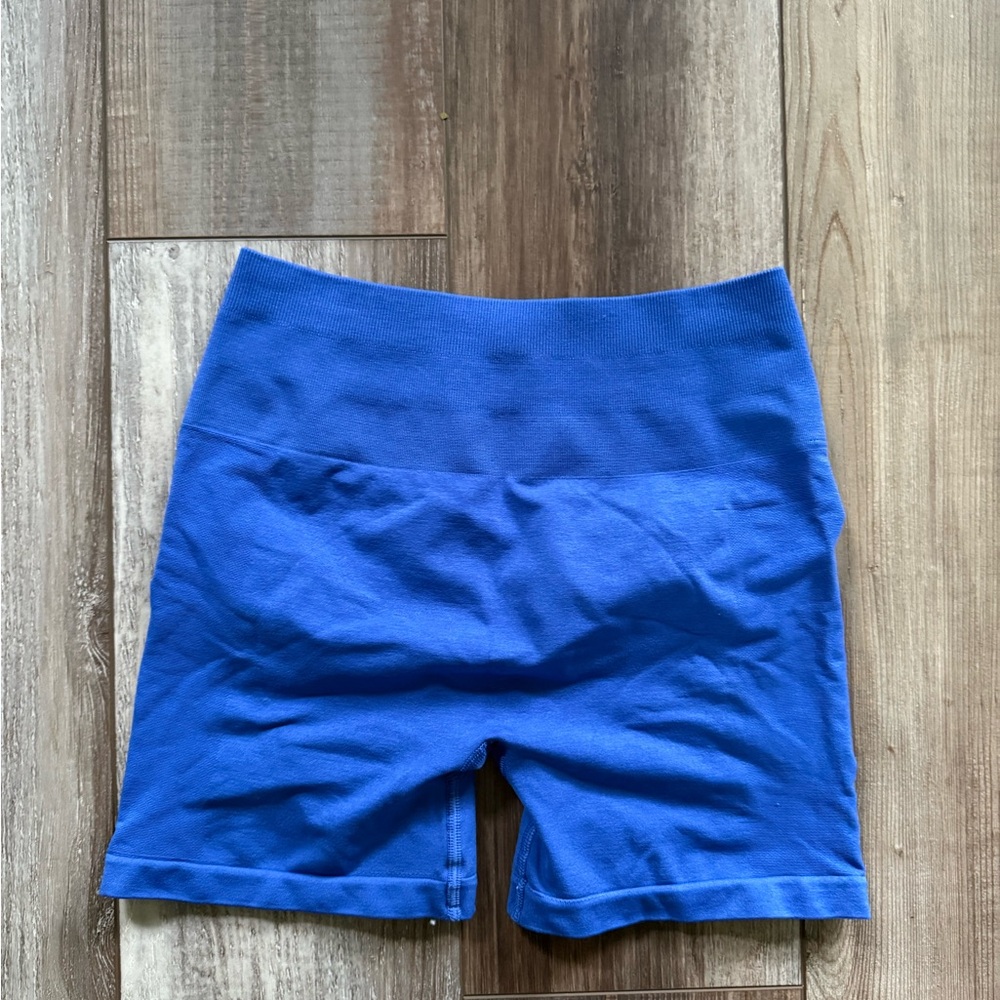 Alphalete Bike Shorts in Blue with Comfort Fit and Breathable Fabric